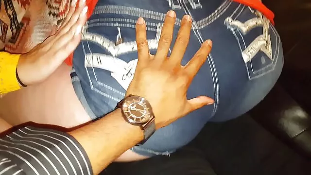 Une jeune blonde film porno francais complet baise avec un homme mûr