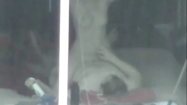 Carmen Starr supplie un homme pour film x classique francais une fessée chaude