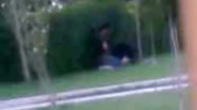 La brune film x hd complet Coco Velvet baise avec un homme noir barbu et prend du sperme dans la chatte