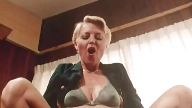 Belle baise streaming porno vf passionnée, aimant le sexe gay