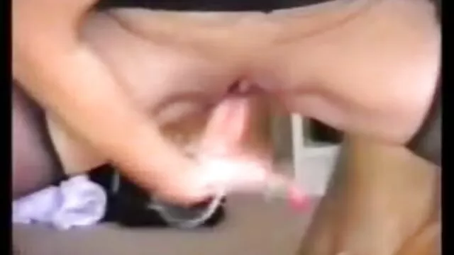 Un mec chauve film x viol francais a sucé les bites de trois transsexuelles sexy