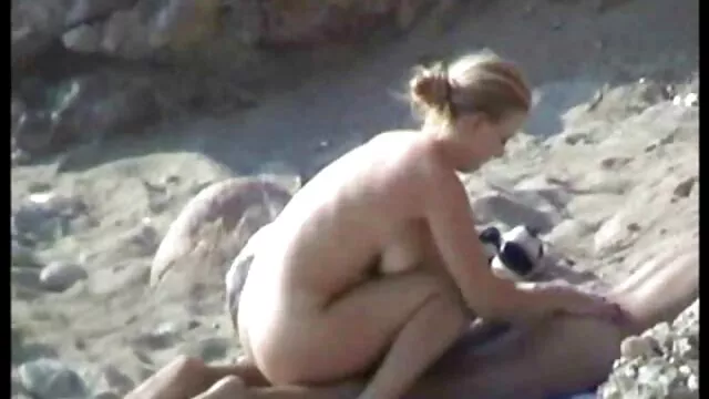 La blonde Candee Licious baise avec film porno xxl en français un mec exclusivement en anal