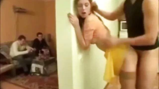 Deux jeunes salopes s'assoient devant une webcam et film entier porno francais réalisent tous les caprices de leur baiseur virtuel. Ils se lèchent, se baisent avec un gode épais et gémissent passionnément