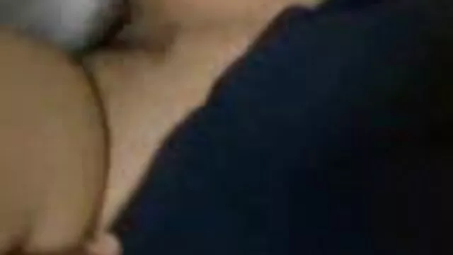 Une blonde mature chevauche sa vieille chatte sur une machine film porno complet en français à sexe