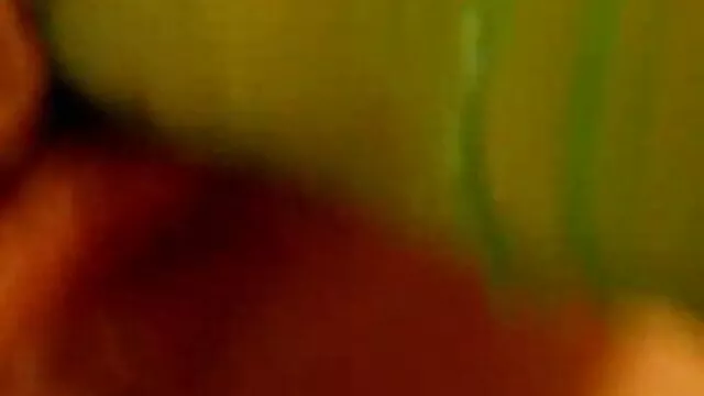 Une fille essaie une machine à sexe pour la film porno gratuit français complet première fois