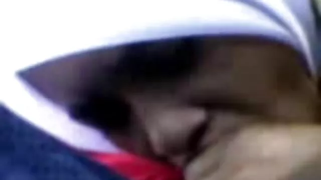 Deux beautés nues ont décidé de se battre sur le ring, toutes film francais x entier deux se battent très bien, mais une seule gagne, gagne et baise la vaincue avec un strapon épais